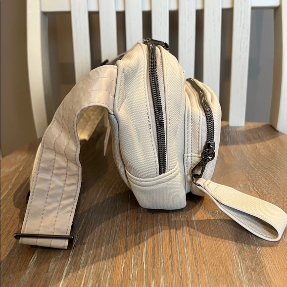 HITCH RARE PEBBLE - Picture 4 of 11